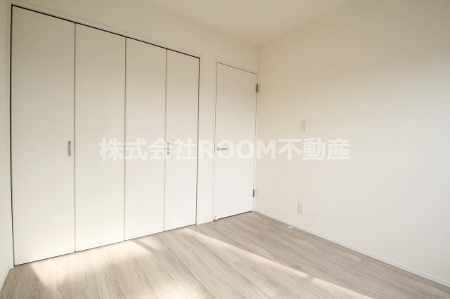 ROMの洋室|落ち着いた色調の洋室です