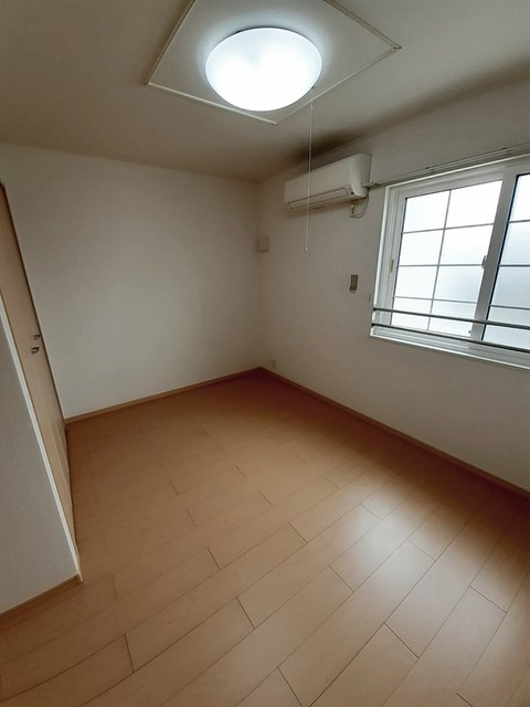 ローズマリーAの寝室