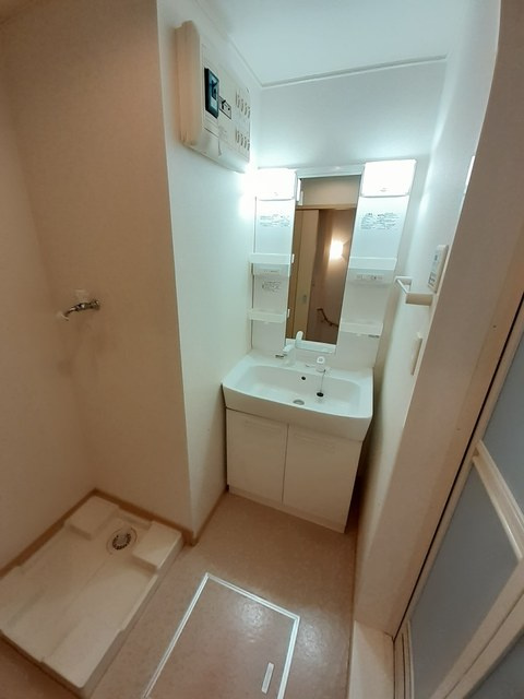 ローズマリーAの独立洗面台