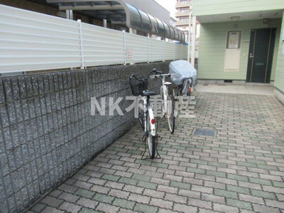 【その他共用部分】 | フローラ若草（若江岩田賃貸） | 駐輪場です