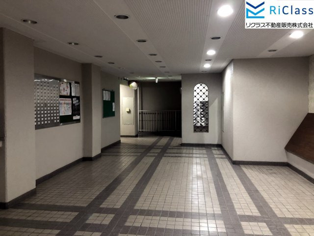 マイコーポ神戸のエントランス|落ち着いたエントランスです