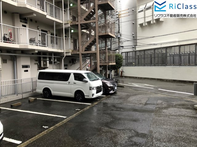 マイコーポ神戸の駐車場