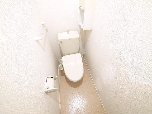 イリーデⅡのトイレ|ゆったりとした空間のトイレです