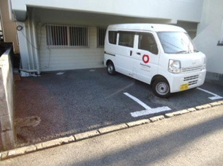 【駐車場】