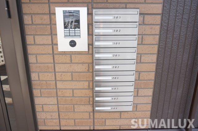 熊本市東区下南部３丁目のアパートのエントランス