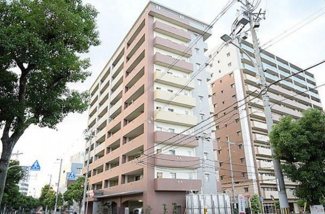 【外観】 | 【生活至便な立地！駅歩5分！平成16年築☆】ローン返済目安：月々約71589円（頭金0円、変動金利0.625％、返済期間35年、ボーナス払い無しで試算しています）