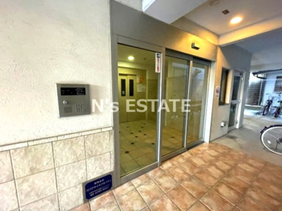 【エントランス】 | ラ・ウェゾン塚本通