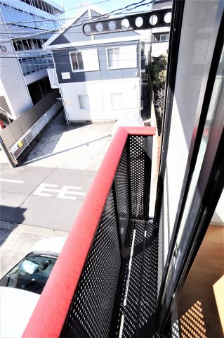ハイネス津田沼のバルコニー|日当たりが良いので洗濯物も良く乾きますね
