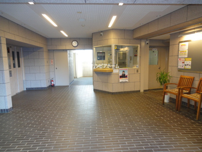 【エントランス】 | コープ南砂　1階部分　72.21㎡　リ　フォーム済