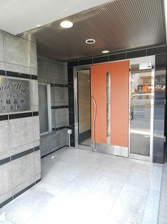 【エントランス】