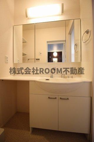 クレセントⅠの独立洗面台|独立洗面台あり、毎朝おしゃれに忙しい女性の方におすすめです