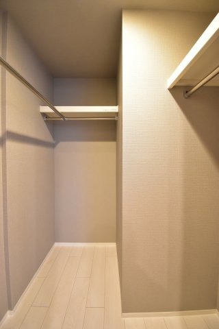 シーズンフラッツ靭本町の収納