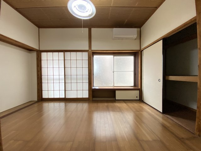 請西２丁目戸建の洋室|1階洋室6帖