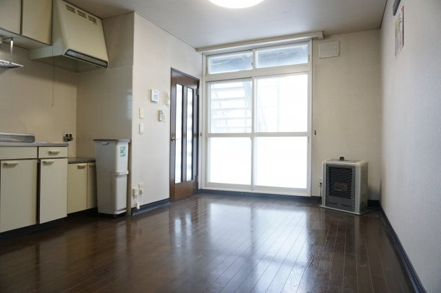 旭町スカイハイツの洋室