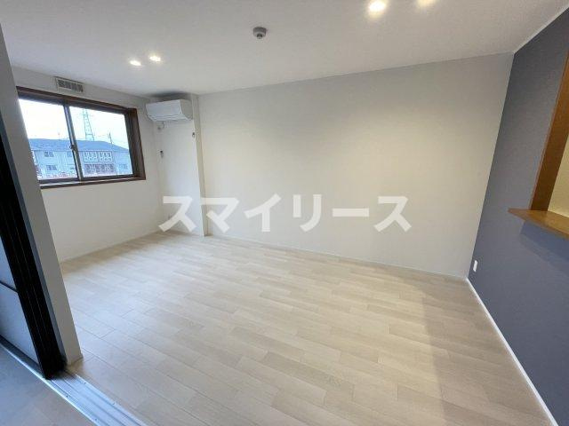 Y・ノヴェルA棟の居間・リビング