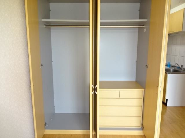 ケイ アスカの収納|クローゼット