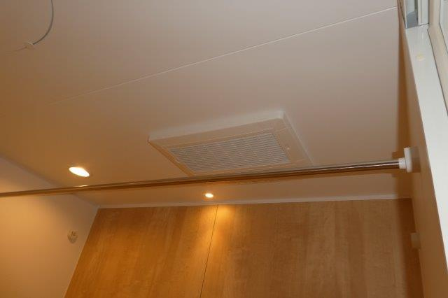 フローレスの浴室|浴室乾燥機