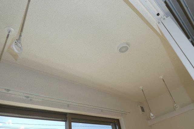 フローレスの設備|室内物干し