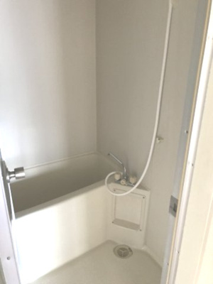 【浴室】 | スカイフィールド国立 | 他の部屋の写真です。