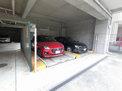 【駐車場】 | リブゼ横浜ベイスクエア | 機械式駐車場です。
