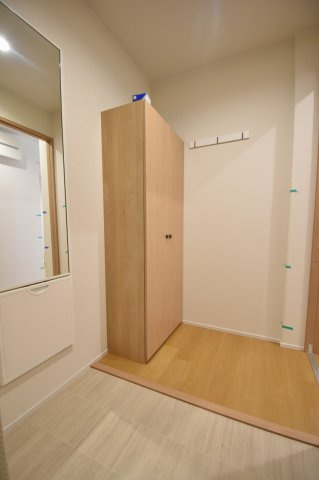 カショウテンマヨンチョウメマンションの玄関