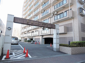 【駐車場】 | 平置駐車場です。