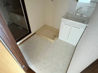 【洗面所】 | パル石原