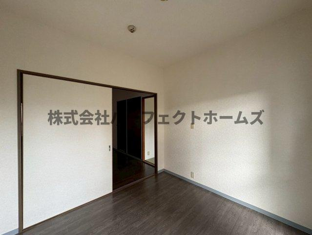 グランドヴィラ香里の洋室|洋室です