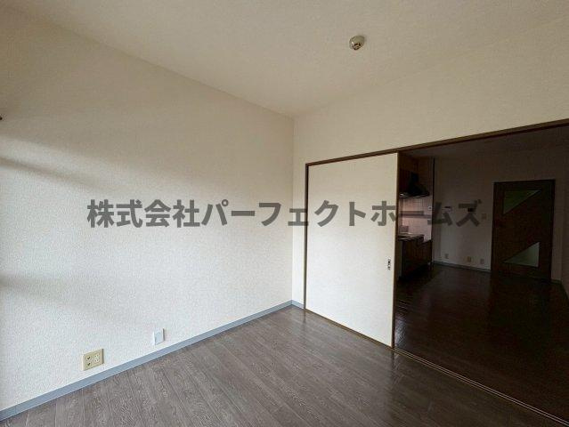 グランドヴィラ香里の洋室|洋室です