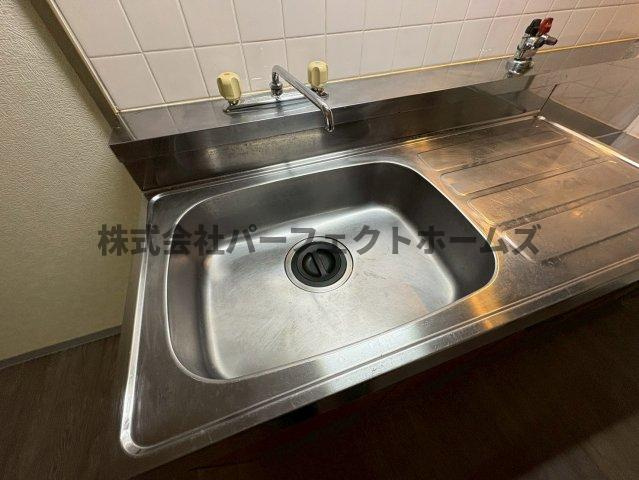 グランドヴィラ香里のキッチン|キッチンでお料理をお楽しみください