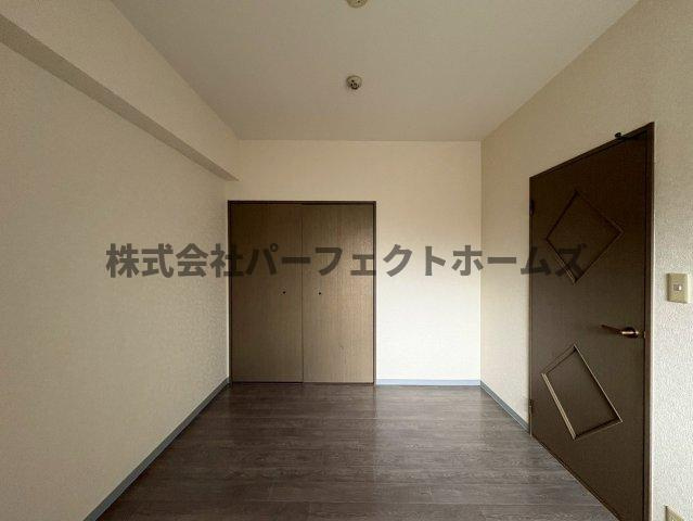 グランドヴィラ香里の洋室|ゆったりした洋室です