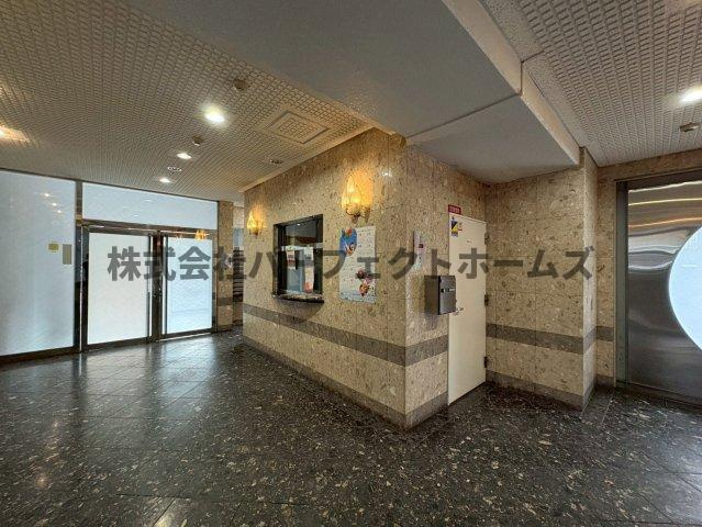 グランドヴィラ香里のロビー