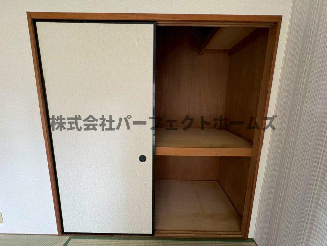 グランドヴィラ香里の収納|大きなものも収納できそうです