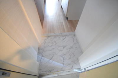 【玄関】 | ワールドアイ神戸湊町 | 毎日通る玄関はこちらです