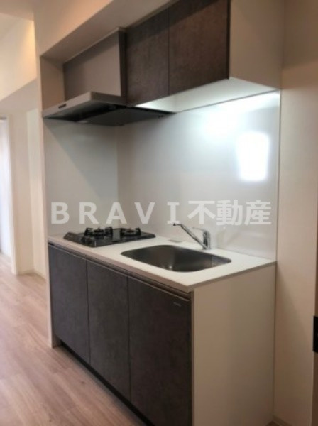 シーズンフラッツ阿波座 BRAVI不動産のキッチン|【シーズンフラッツ阿波座】2口ガスコンロのキッチン