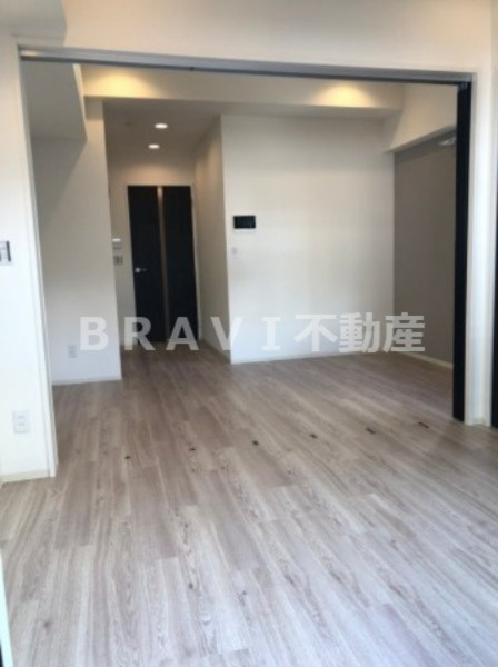 シーズンフラッツ阿波座 BRAVI不動産の洋室|【シーズンフラッツ阿波座】間仕切り可能な洋室