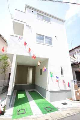 【外観】 | 戸ヶ崎2990 | 3階建てのビルトインガレージです