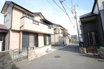 【前面道路含む現地写真】 | 三郷市番匠免1丁目中古2280 | 前面道路含む現地写真です