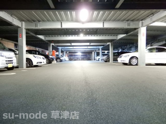 【駐車場】