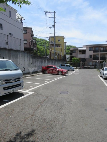 【駐車場】 | グランビュー山手