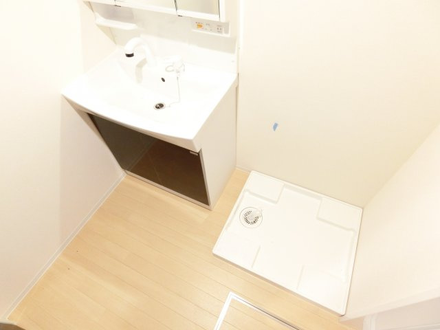 アルビネスの洗面所
