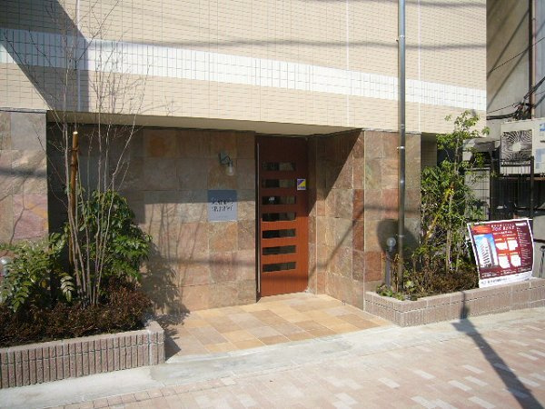 ソレアード菊川のエントランス|落ち着いた雰囲気のエントランス♪