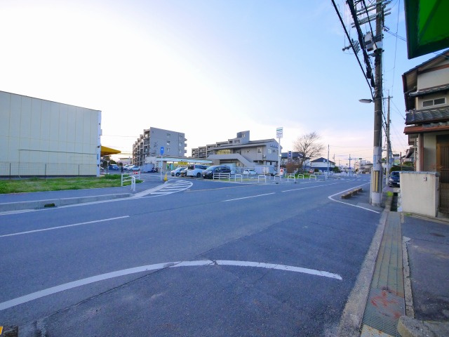 メイワビルの周辺