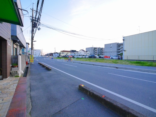 メイワビルの周辺