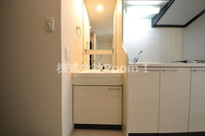 【洗面所】 | プレサンス谷町アルファ | スペースが確保できる洗面所です