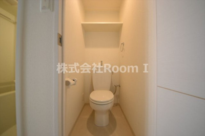 【トイレ】 | プレサンス谷町アルファ | コンパクトで使いやすいトイレです