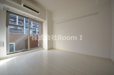 【居間・リビング】 | プレサンス谷町アルファ | 居間です