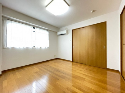 【寝室】 | ルミエール舞子