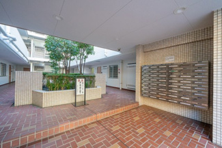 【エントランス】