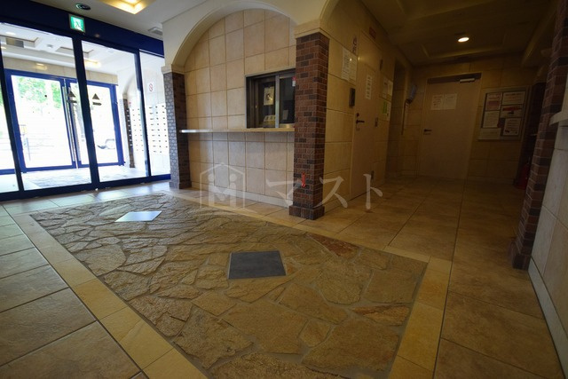 エステムプラザ梅田扇町公園パークランドのロビー